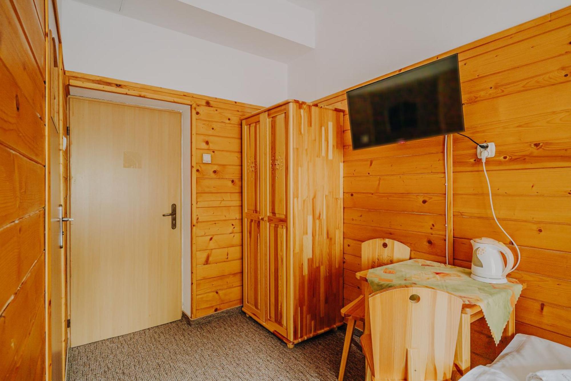 Osw Moszczeniczanka Hotel ซาโกปาเน ภายนอก รูปภาพ
