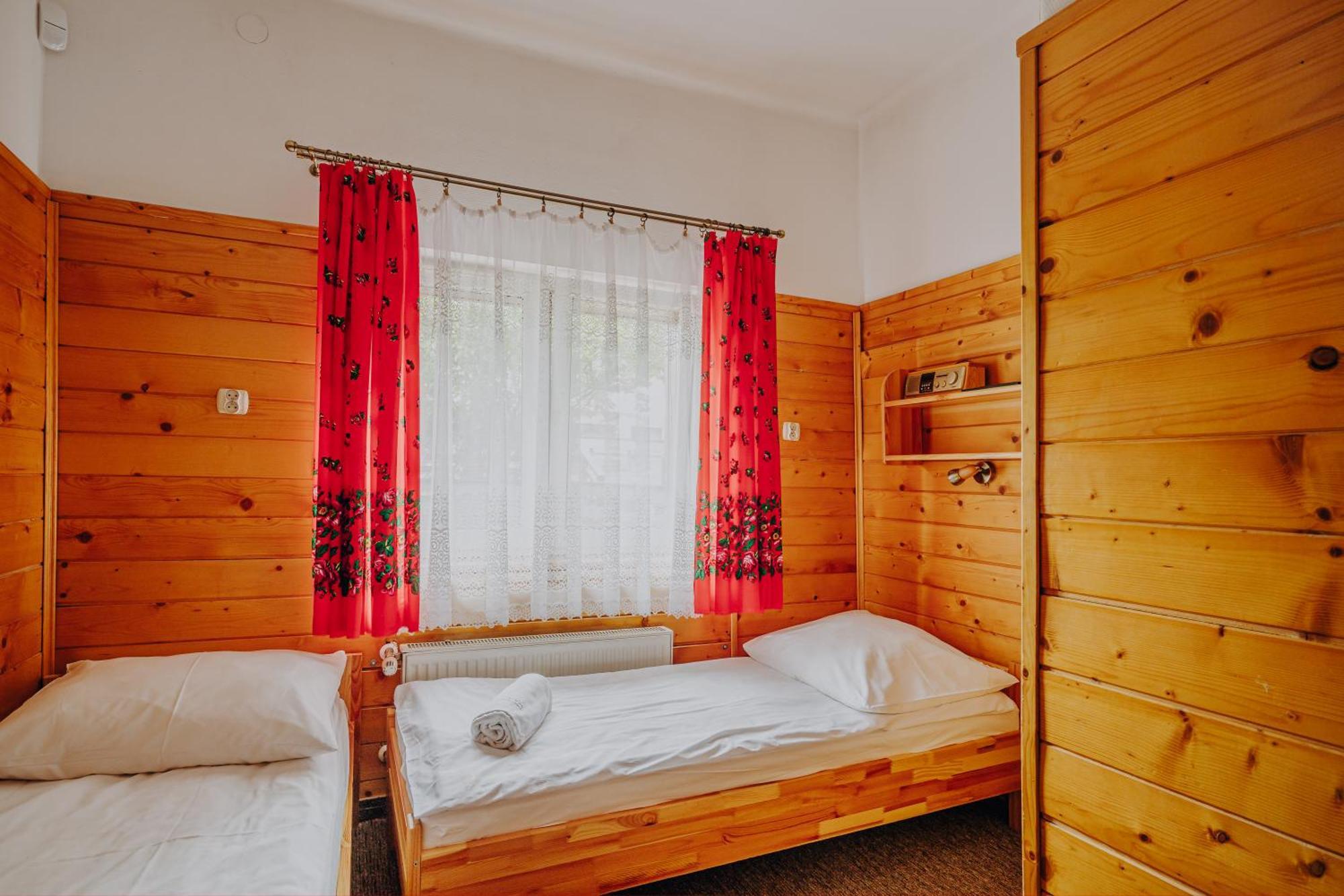 Osw Moszczeniczanka Hotel ซาโกปาเน ภายนอก รูปภาพ